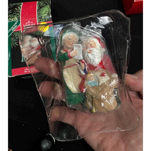 Hallmark Christmas Ornament Checking His List Mr. And Mrs. Santa Claus 1991 -S1C - Picture 4 of 5